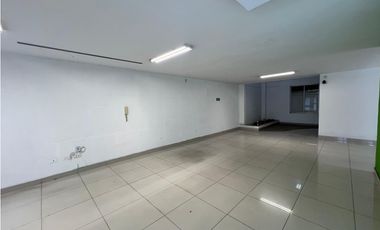 CASA EN TEQUENDAMA PARA USO COMERCIAL