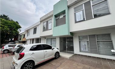 CASA EN TEQUENDAMA PARA USO COMERCIAL