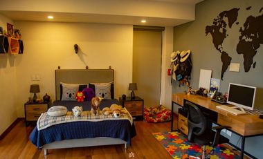 Casa para Arriendo en Medellín en Alto de Palmas