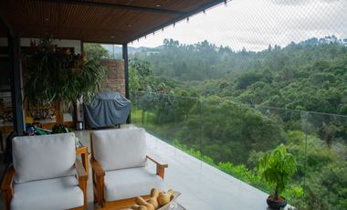 Casa para Arriendo en Medellín en Alto de Palmas