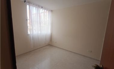 SE ARRIENDA CASA EN C.R ALCAZAR DE MODELIA - LMC