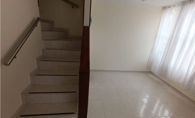 SE ARRIENDA CASA EN C.R ALCAZAR DE MODELIA - LMC