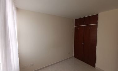 SE ARRIENDA CASA EN C.R ALCAZAR DE MODELIA - LMC