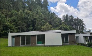 Casa campestre en arriendo sector Fizebad, El Retiro