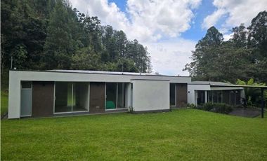 Casa campestre en arriendo sector Fizebad, El Retiro