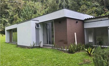Casa campestre en arriendo sector Fizebad, El Retiro