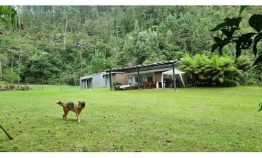 Casa campestre en arriendo sector Fizebad, El Retiro