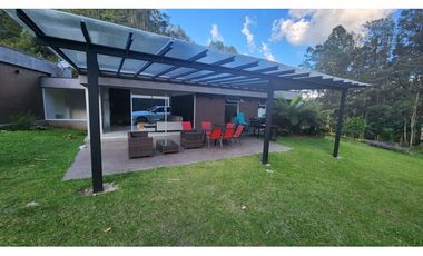 Casa campestre en arriendo sector Fizebad, El Retiro