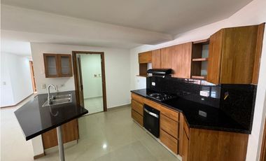 Apartamento en Renta en Sabaneta, sector Las Lomitas