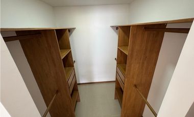 Apartamento en Renta en Sabaneta, sector Las Lomitas