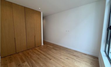 SE VENDE O ARRIENDA APARTAMENTO EN LA CABRERA 205m2