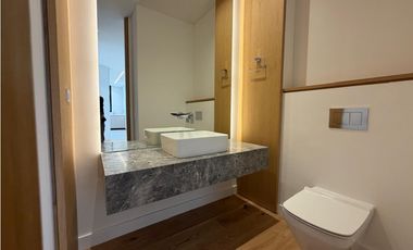 SE VENDE O ARRIENDA APARTAMENTO EN LA CABRERA 205m2