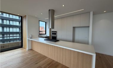 SE VENDE O ARRIENDA APARTAMENTO EN LA CABRERA 205m2