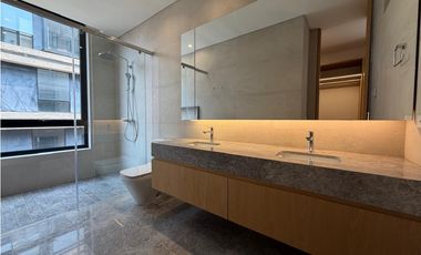 SE VENDE O ARRIENDA APARTAMENTO EN LA CABRERA 205m2