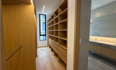 SE VENDE O ARRIENDA APARTAMENTO EN LA CABRERA 205m2