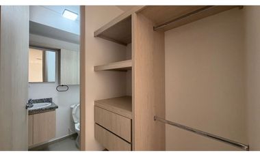 Vendo Hermoso Apartamento Esquinero, Sector Galicia cerritos