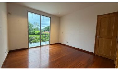 En venta casa campestre en Cerritos, Pereira