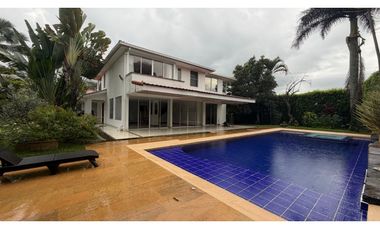 En venta casa campestre en Cerritos, Pereira