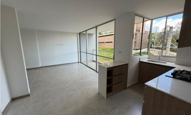 Se arrienda apartamento ubicado en el municipio de La Ceja Antioquia.