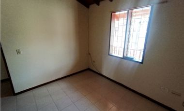 Arriendo casa en La Ceja