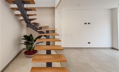 CASA EN UNIDAD CERRADA EN LLANOGRANDE