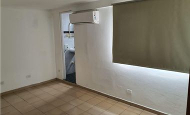 VENTA DE CASA CON CIRCUITO CERRADO EN CONDADO DEL REY