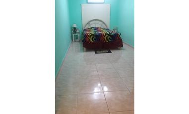 VENTA DE CASA CON CIRCUITO CERRADO EN CONDADO DEL REY