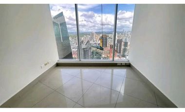 OFICINA EN CALLE 50 PH F&F TOWERS  156M2 CON DIVISIONES