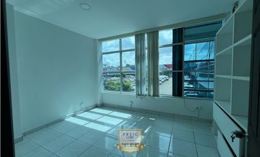 Alquiler o Venta local Comercial Via Domingo Diaz