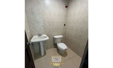 Alquiler o Venta local Comercial Via Domingo Diaz