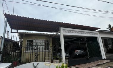 Venta de casa en Praderas de San Antonio 4 habitaciones