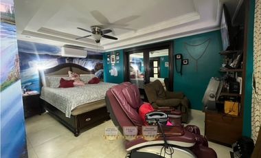 Venta casa en Brisas del Golf con Piscina