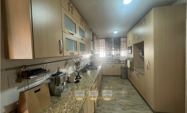 Venta casa en Brisas del Golf con Piscina