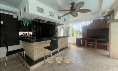 Venta casa en Brisas del Golf con Piscina