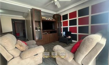 Venta casa en Brisas del Golf con Piscina