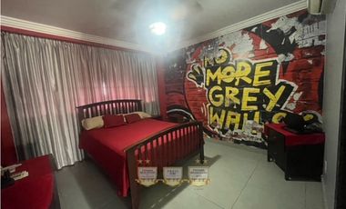 Venta casa en Brisas del Golf con Piscina