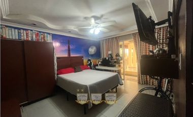 Venta casa en Brisas del Golf con Piscina