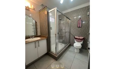 Venta casa en Brisas del Golf con Piscina