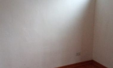 Casa en pequeño pasaje cerrado