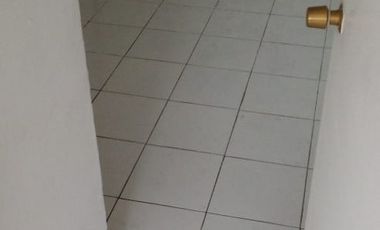 Casa en pequeño pasaje cerrado