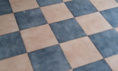 Casa en pequeño pasaje cerrado