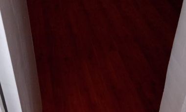 Casa en pequeño pasaje cerrado