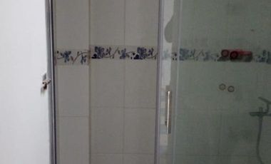 Casa en pequeño pasaje cerrado