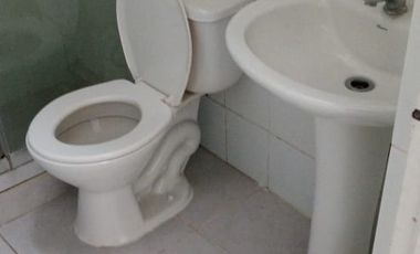 Casa en pequeño pasaje cerrado