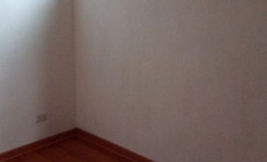 Casa en pequeño pasaje cerrado