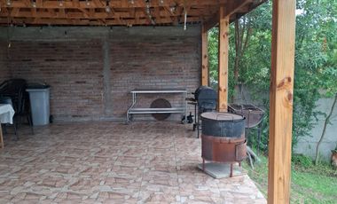 MB, VENDE HERMOSA CASA LAGO RAPEL 5D+1B+E