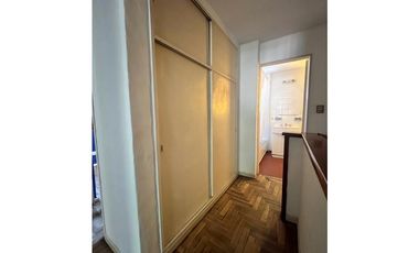 CASA EN BECCAR TRES DORMITORIOS  centro a 4 cuadras estacion