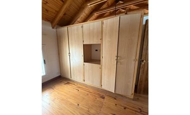 VENDE CASA EN B° LA CAPILLA, VISTALBA, LUJN DE CUYO, MENDOZA.