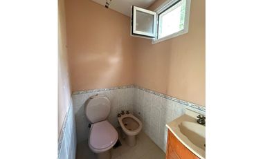 VENDE CASA EN B° LA CAPILLA, VISTALBA, LUJN DE CUYO, MENDOZA.