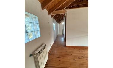 VENDE CASA EN B° LA CAPILLA, VISTALBA, LUJN DE CUYO, MENDOZA.